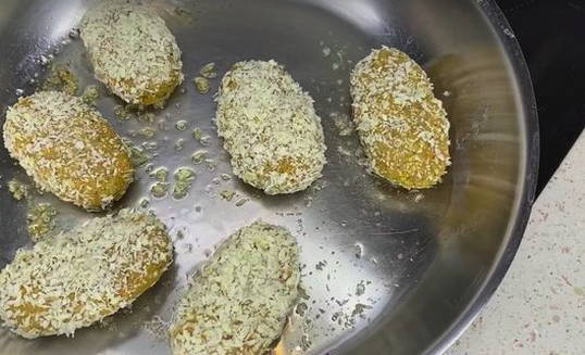 Котлеты из вареной гречки с луком и морковью Котлеты из вареной гречки с луком и морковью