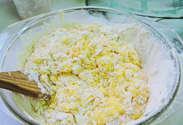 Кудрявый пирог с вареньем Кудрявый пирог с вареньем