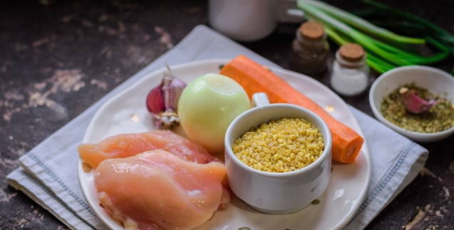 Булгур с курицей в духовке Булгур с курицей в духовке
