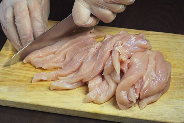 Фетучини с курицей и грибами