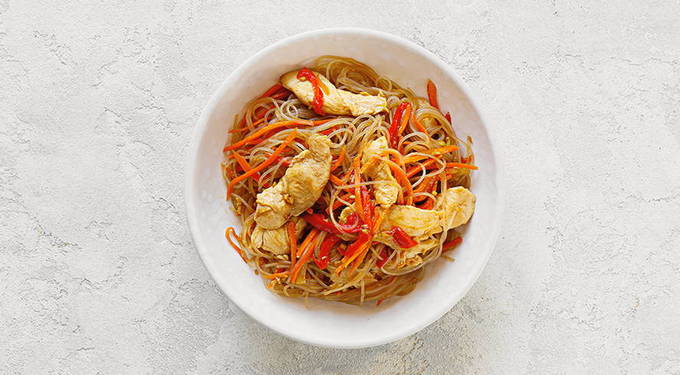 Заправка для фунчозы с курицей и овощами