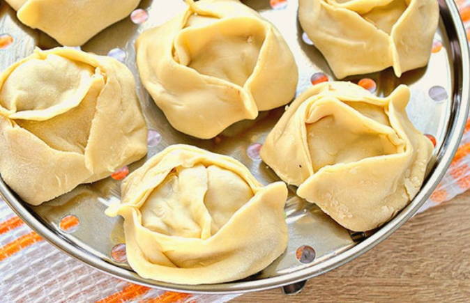 Манты с фаршем Манты с фаршем