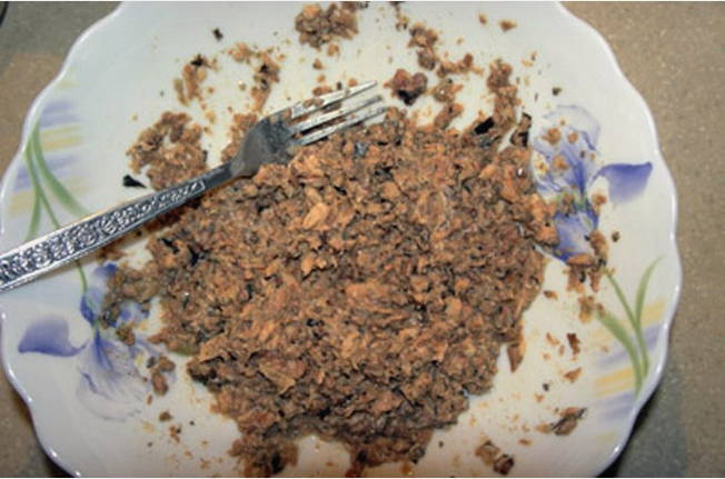 Закусочный торт «Наполеон» с рыбными консервами Закусочный торт «Наполеон» с рыбными консервами