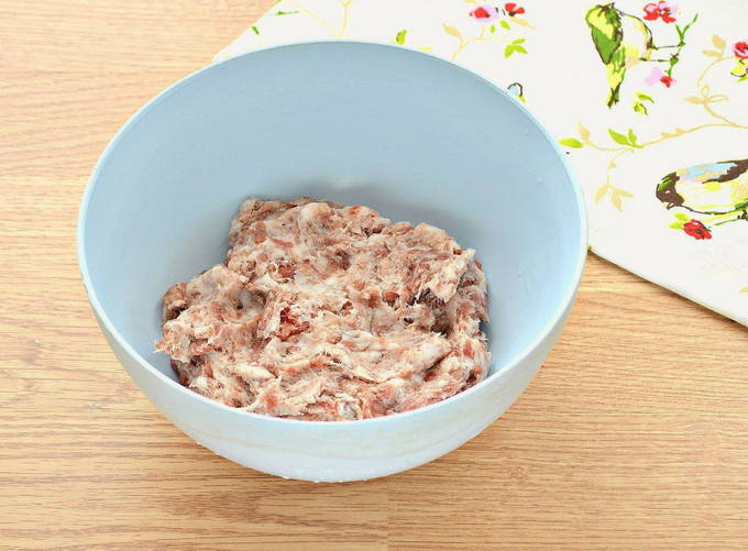 Манты с картошкой, фаршем и луком Манты с картошкой, фаршем и луком