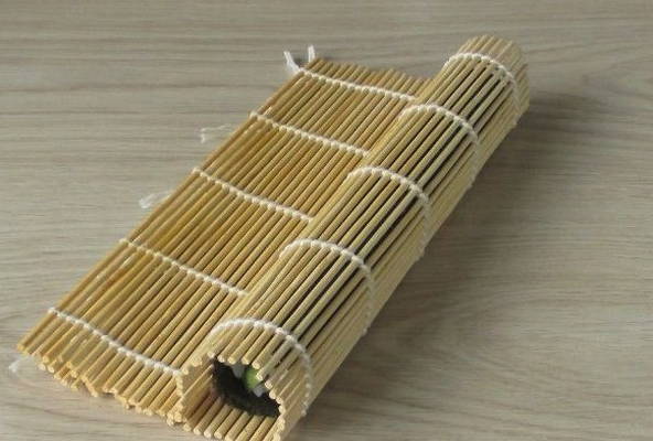 Суши с курицей в домашних условиях