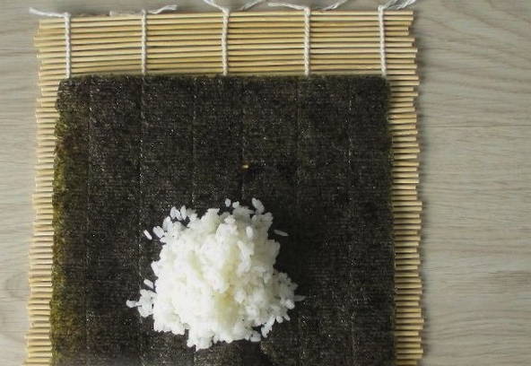 Суши с курицей в домашних условиях