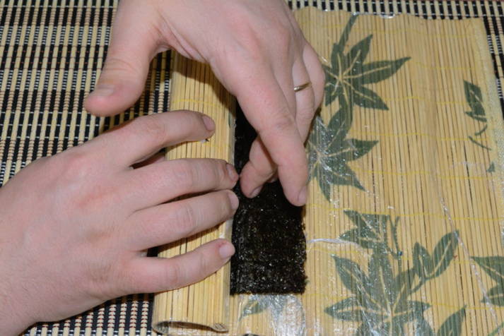 Суши с красной рыбой в домашних условиях