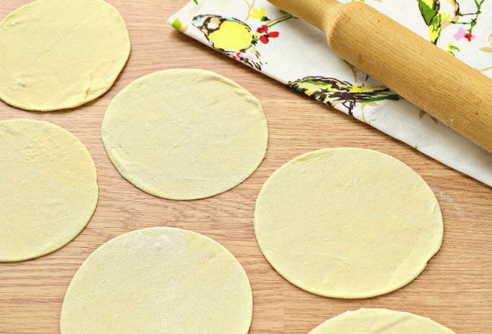 Манты с фаршем, картошкой и луком Манты с фаршем, картошкой и луком