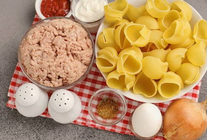 Фаршированные макароны-ракушки с фаршем Фаршированные макароны-ракушки с фаршем