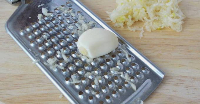 Куриные рулетики с сыром в духовке