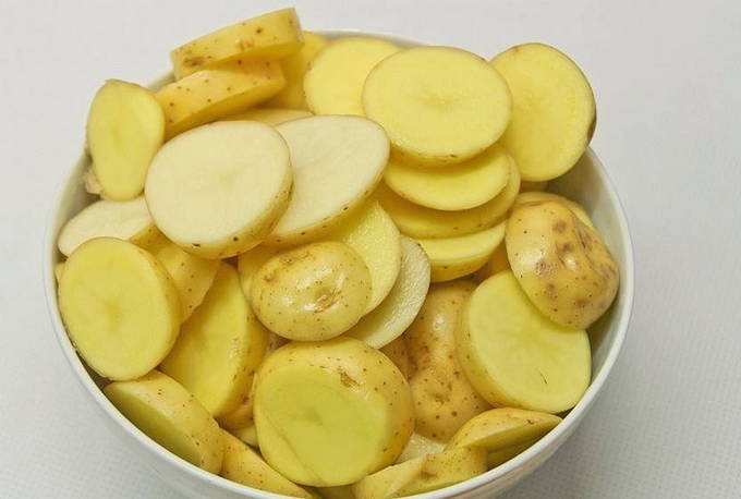 Картошка с салом в духовке