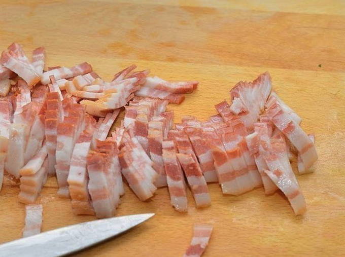 Картошка с салом в духовке