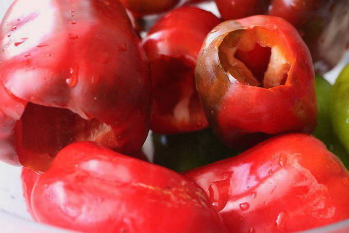 Перец, фаршированный капустой на зиму в банках