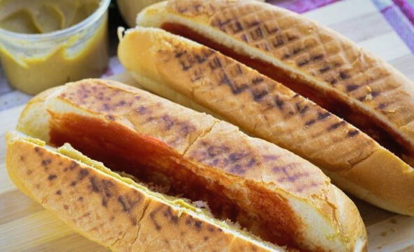 Хот дог в домашних условиях Хот дог в домашних условиях