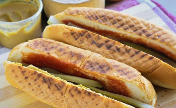 Хот дог в домашних условиях Хот дог в домашних условиях