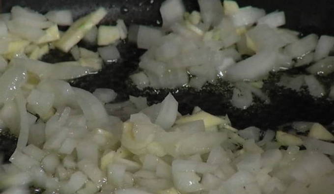 Салат Лисичка с корейской морковкой Салат Лисичка с корейской морковкой