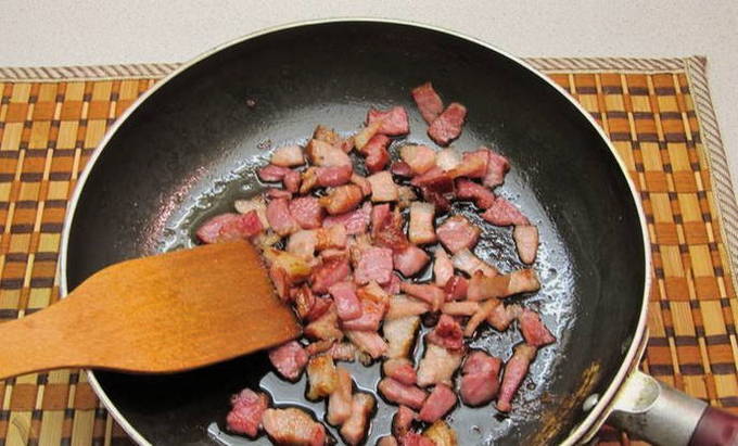 Ньокки с беконом Ньокки с беконом
