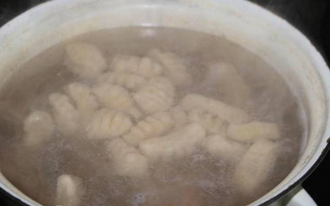 Ньокки с беконом Ньокки с беконом