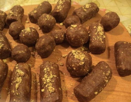 Пирожное «Картошка» из сухарей Пирожное «Картошка» из сухарей