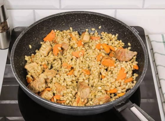 Перловка с мясом Перловка с мясом