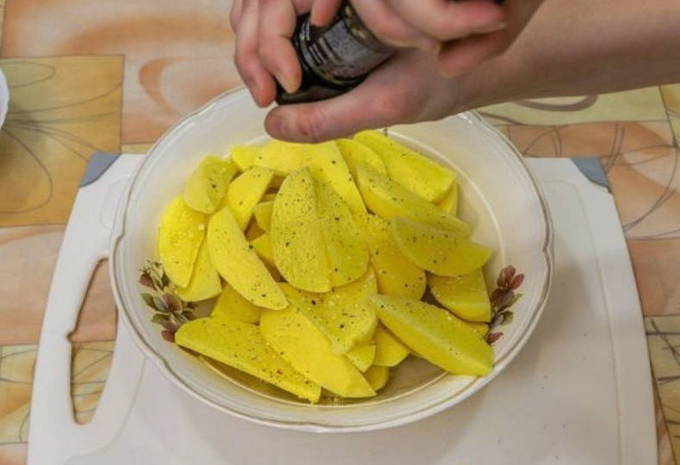 Куриная грудка с картошкой в духовке Куриная грудка с картошкой в духовке