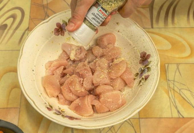 Куриная грудка с картошкой в духовке Куриная грудка с картошкой в духовке