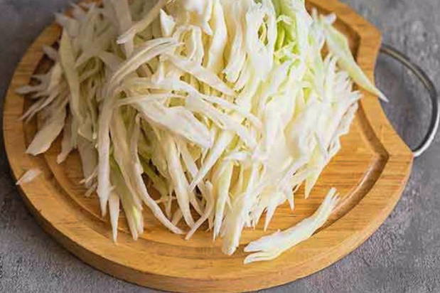 Тушеная капуста с мясом в мультиварке Тушеная капуста с мясом в мультиварке
