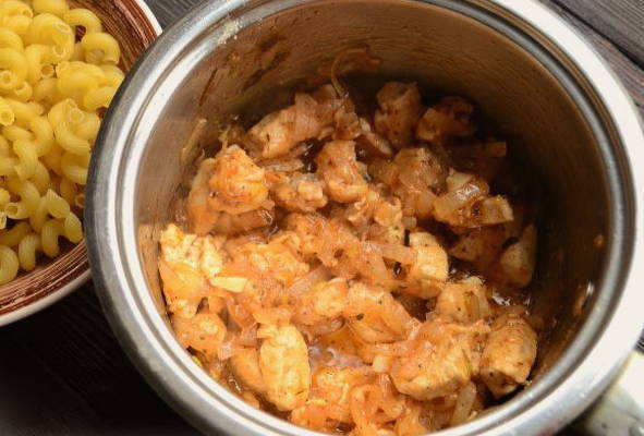 Макароны с куриным филе Макароны с куриным филе