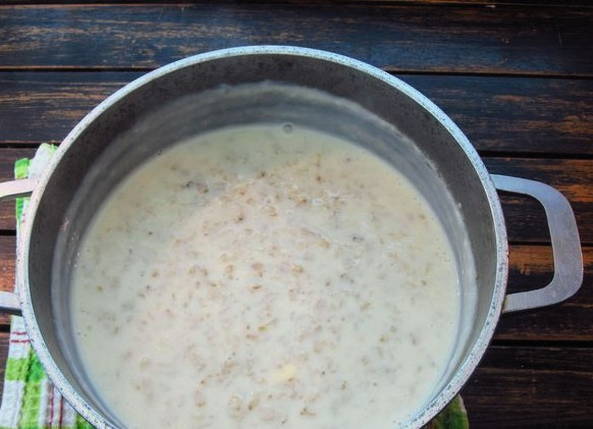 Овсяная каша на воде и молоке Овсяная каша на воде и молоке