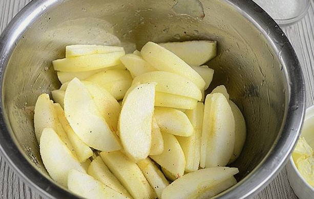 Карамелизированные яблоки