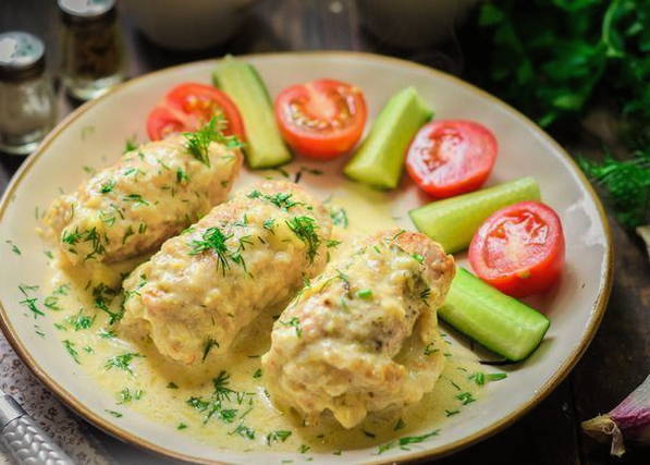 Мясные рулетики из свинины с начинкой