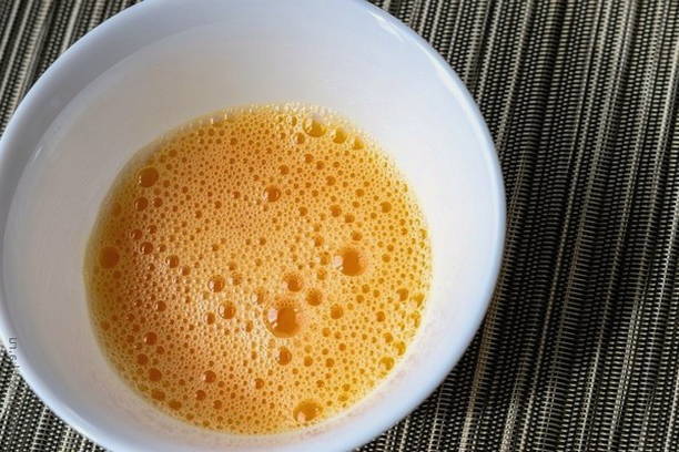Розочки из слоёного теста с колбасой и сыром Розочки из слоёного теста с колбасой и сыром