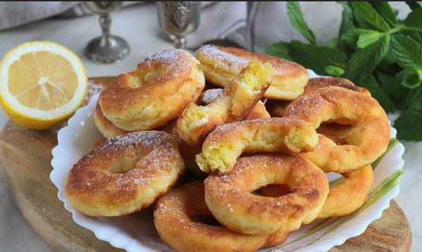 Творожные калачики, жаренные в масле Творожные калачики, жаренные в масле