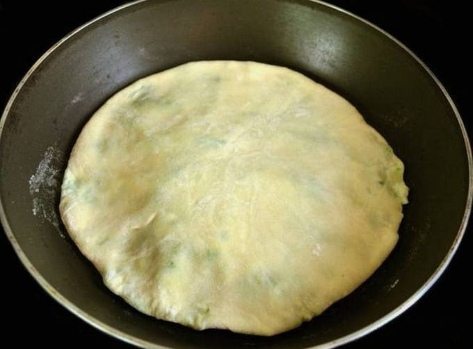 Хычины с сыром и зеленью Хычины с сыром и зеленью