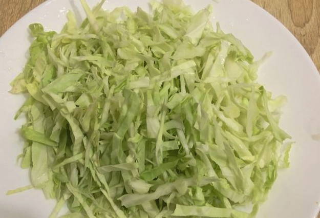 Витаминный салат из капусты и моркови, как в столовой Витаминный салат из капусты и моркови, как в столовой