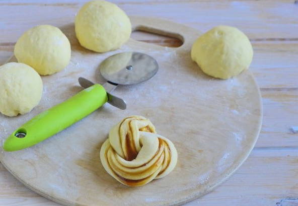 Булочки с вареньем Булочки с вареньем