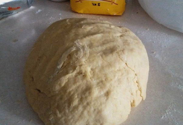 Пирог с капустой и яйцом из дрожжевого теста в духовке Пирог с капустой и яйцом из дрожжевого теста в духовке