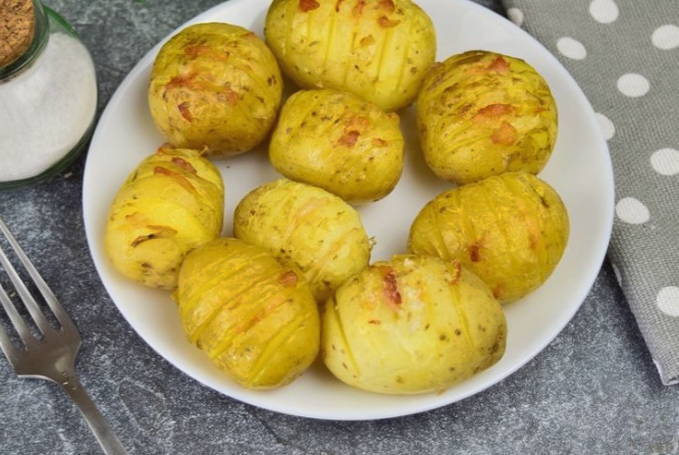 Картошка-гармошка в духовке