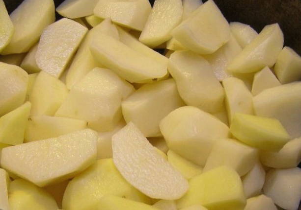 Тушеная картошка с овощами Тушеная картошка с овощами