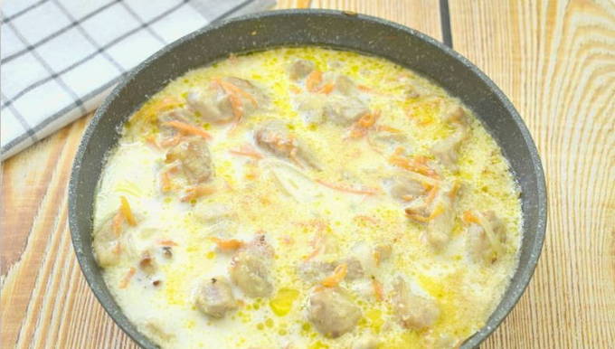 Мясо в сметанном соусе Мясо в сметанном соусе