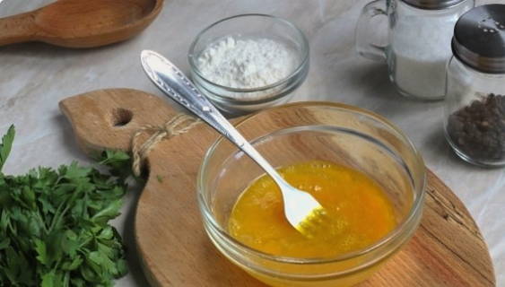 Домашняя лапша с курицей Домашняя лапша с курицей