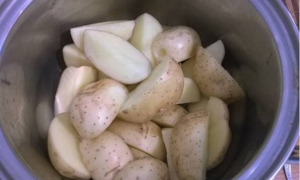 Картошка по-селянски в духовке Картошка по-селянски в духовке