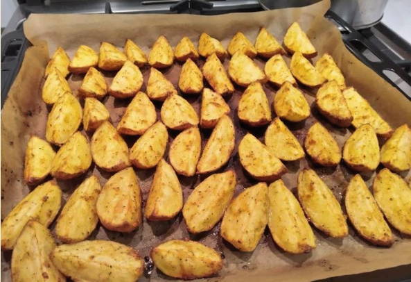 Картошка по-селянски в духовке Картошка по-селянски в духовке