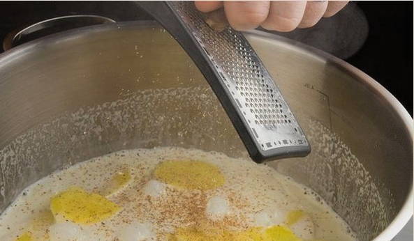 Картофельный гратен в духовке Картофельный гратен в духовке