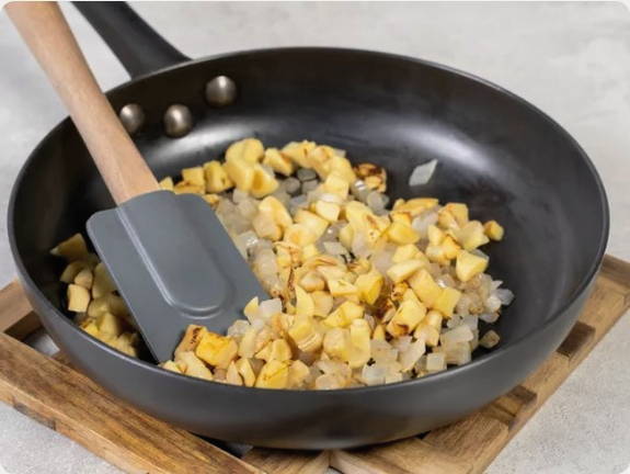 Рулетики из свинины с начинкой в духовке