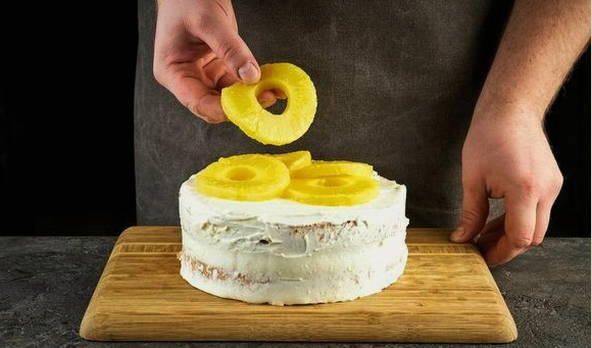 Торт с ананасами Торт с ананасами