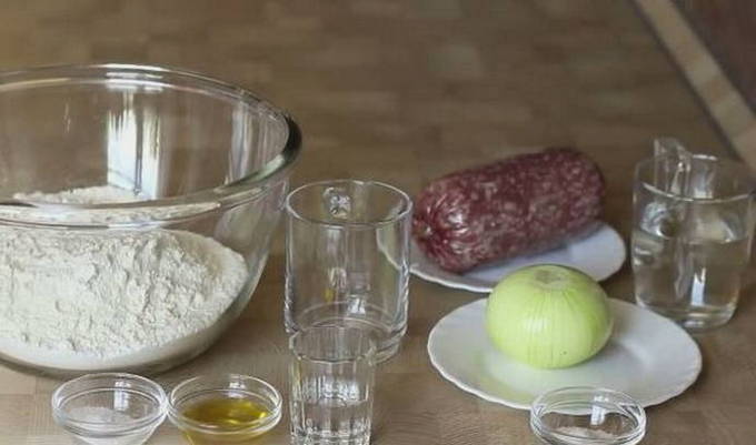 Чебуреки с мясом Чебуреки с мясом