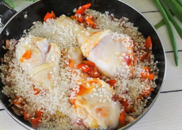 Паэлья с курицей Паэлья с курицей