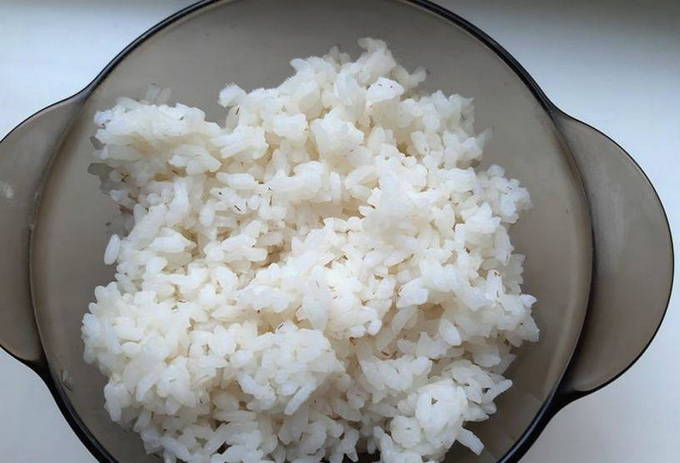 Роллы с крабовыми палочками Роллы с крабовыми палочками