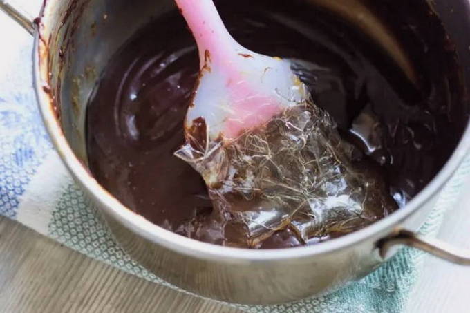 Шоколадный мусс для торта